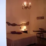 S'Attobiu B&B And Guest-Houses 툴라다