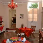 게스트하우스 S'Attobiu B&B And Guest-Houses