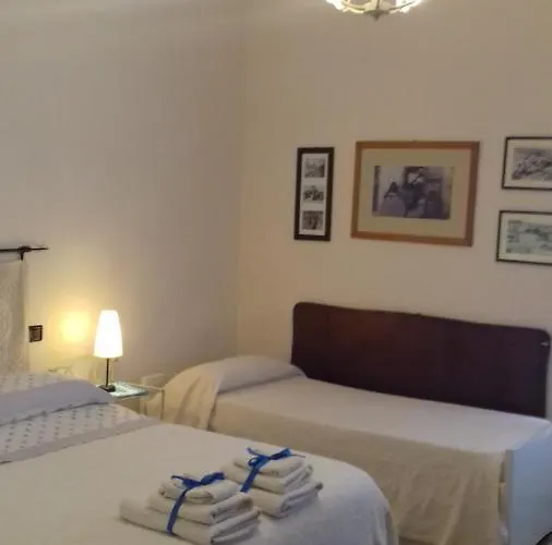 Konukevi S'Attobiu B&B And Guest-Houses 3*